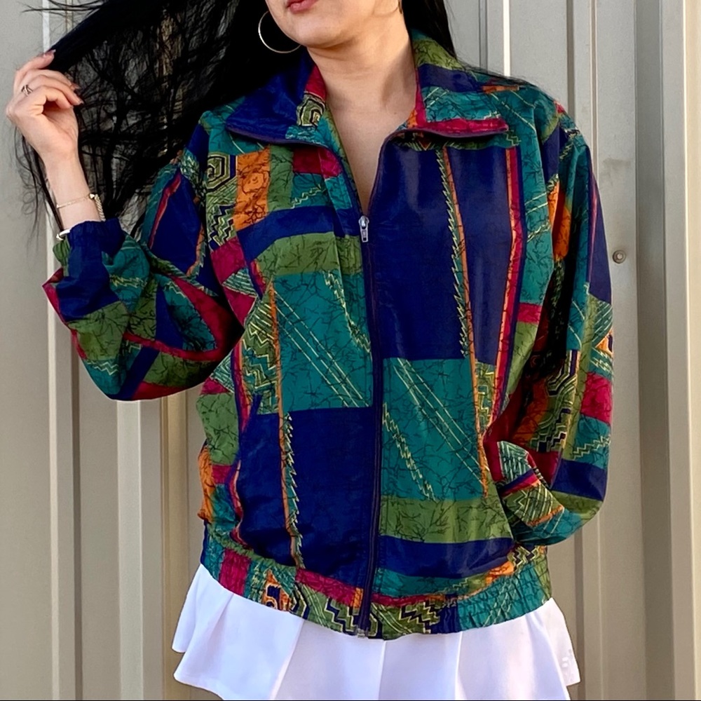 Vintage Multicolor 80s windbreaker.